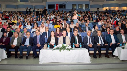 Selçuk Üniversitesinde halk ozanı Neşet Ertaş’ı anma programı